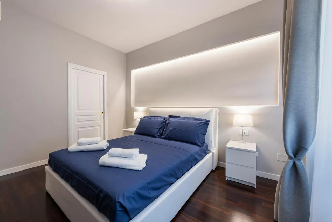 Ponte Vecchio Deluxe Apartments Florence