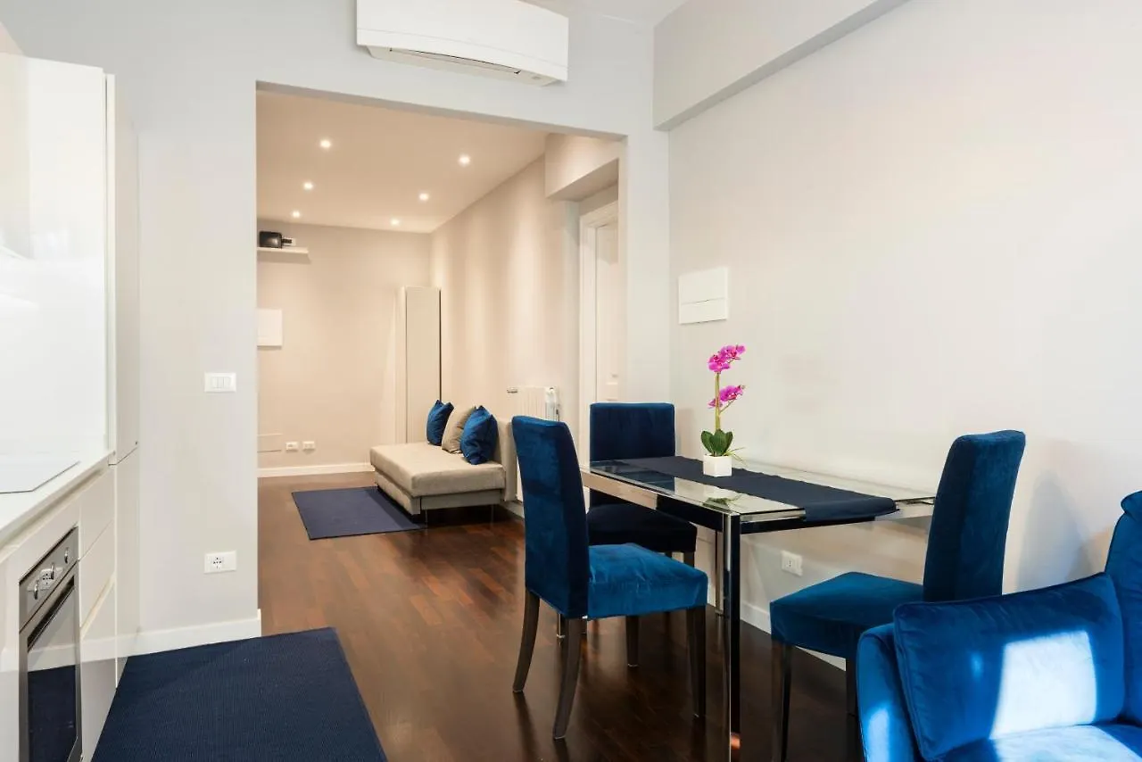 Ponte Vecchio Deluxe Apartments Florence